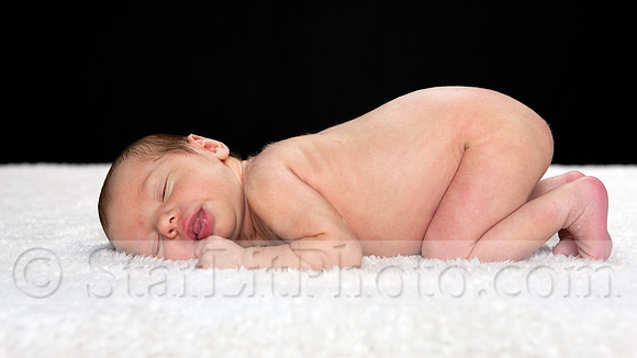 Newborn Portraits - Miranda